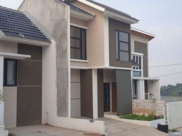 Rumah UNIT TERBATAS !! 2LANTAI di Soreang Cicilan 1,8 JUTA an akses Jalan Bagus dan Fasilitas lengkap, Bandung
