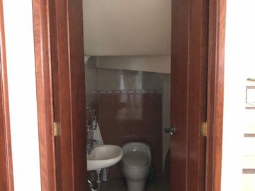 Venta de casa super ubicada a espaldas de plaza Morelia, cerca de las Américas