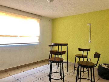 Venta de casa super ubicada a espaldas de plaza Morelia, cerca de las Américas