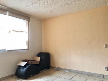 Venta de casa super ubicada a espaldas de plaza Morelia, cerca de las Américas