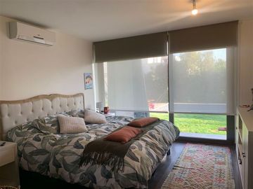 Casa en venta de 4 dorm. en Colina