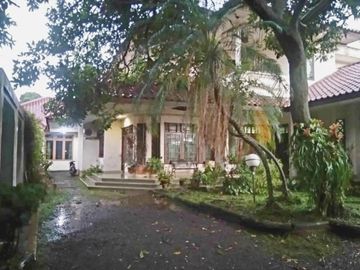 Dijual rumah mewah hitung tanah dekat Tb Simatupang Lt1173m2 8,5 M