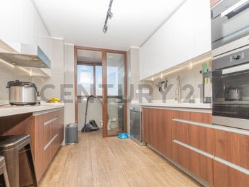 Departamento con gran Terraza Privada y Quincho