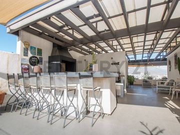 Departamento con gran Terraza Privada y Quincho