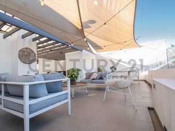 Departamento con gran Terraza Privada y Quincho