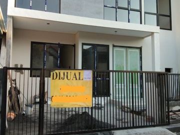 Dijual Rumah Baru Minimalis 2 Lantai Taman Puspa Raya TPR Citraland Surabaya