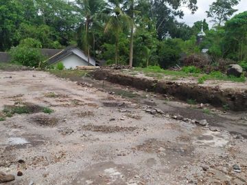 Spesial Price Tanah SHM-Pekarangan Luas 112 m2 di Ngaglik