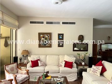 Se vende hermosa casa en Clayton