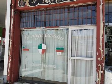 Galpon en venta CON 3 LOCALES Y OFICINAS