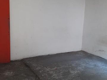 Galpon en venta CON 3 LOCALES Y OFICINAS