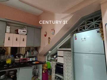 Rumah Full Furnished Cluster Alamanda JGC 4 KT Siap AJB