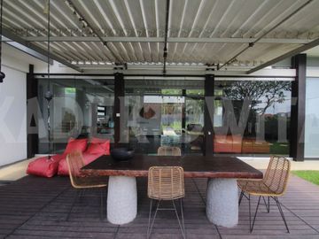 Villa view sawah berawa canggu dekat finns beach