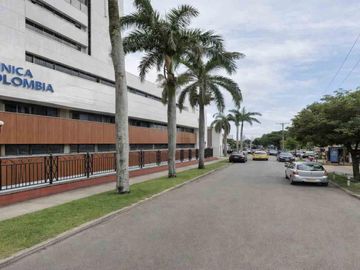 Consultorio odontológico dotado en la Clínica Especializada del Valle – Cali