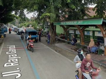 Rumah 2 lantai pinggir jalan raya pangkalan jati
