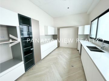 OCEAN REEF CASA OPCION 4rec / PUNTA PACIFICA / VENTA