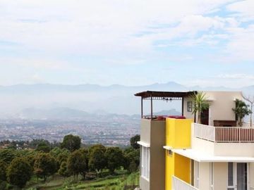 villa minimalis DIATAS AWAN VIEW KOTA bandung