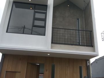 RUMAH BARU FULL FURNISHED MINIMALIS DiI JLN MANISI BANDUNG | HERMAWAN