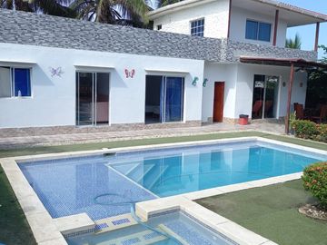 casa campestre en venta en juan  de acosta. Cod V11387