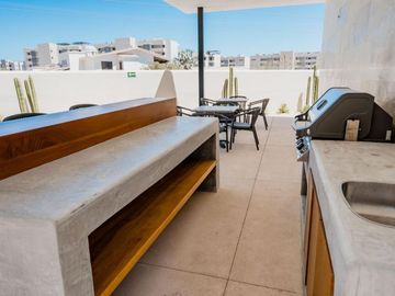 Penthouse con rooftop privado, jacuzzi, vista al mar en venta, Cabo San Lucas