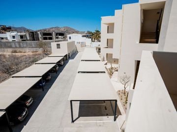 Penthouse con rooftop privado, jacuzzi, vista al mar en venta, Cabo San Lucas