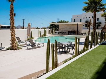 Penthouse con rooftop privado, jacuzzi, vista al mar en venta, Cabo San Lucas