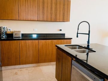 Penthouse con rooftop privado, jacuzzi, vista al mar en venta, Cabo San Lucas