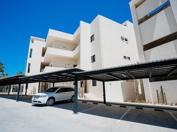 Penthouse con rooftop privado, jacuzzi, vista al mar en venta, Cabo San Lucas