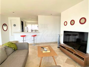 DEPARTAMENTO EN VENTA, TORRE ALTUS, JUNTO A LA SALLE, 3 REC. 3 AUTOS, DE LUJO.