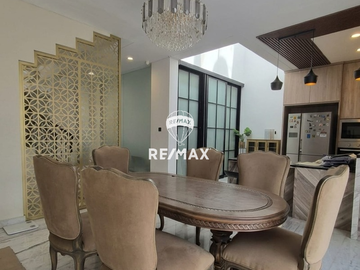 DIJUAL RUMAH MEWAH MINIMALIS DI DAERAH JAKARTA SELATAN
