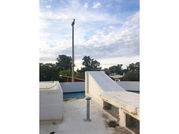 VENTA DE CASA + LOCALES, EXCELENTE UBICACION EN CRUZ DEL EJE -CÓRDOBA