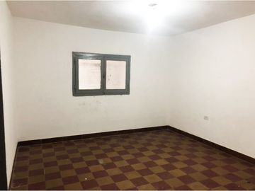 VENTA DE CASA + LOCALES, EXCELENTE UBICACION EN CRUZ DEL EJE -CÓRDOBA