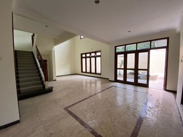 Rumah Villla Bukit Mas Dukuh Pakis Surabaya