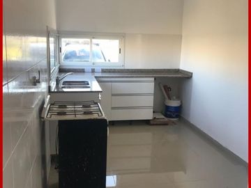 CASA EN BARRIO PRIVADO SAN EDUARDO PILAR DEL ESTE