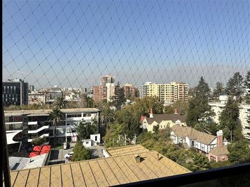 Departamento en venta de 3 dorm. 2 baños en Providencia