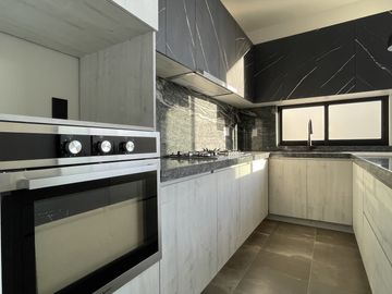 CASA EN VENTA EN ELMOLINO