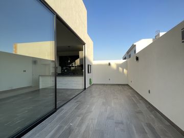 CASA EN VENTA EN ELMOLINO