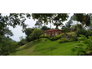 VENTA  DE FINCA EN  AMAG - SUROESTE ANTIOQUEÑO