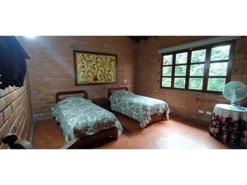 VENTA  DE FINCA EN  AMAG - SUROESTE ANTIOQUEÑO