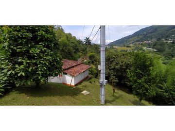 VENTA  DE FINCA EN  AMAG - SUROESTE ANTIOQUEÑO