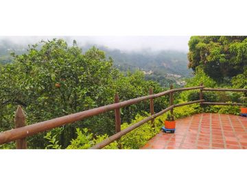 VENTA  DE FINCA EN  AMAG - SUROESTE ANTIOQUEÑO