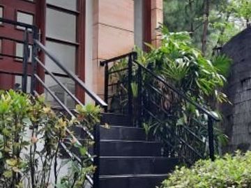 Rumah Lux Lokasi Prime De bale pakuan Ciumbuleuit