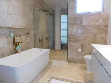 casa condominio en arriendo/venta en pradomar. Cod V90586