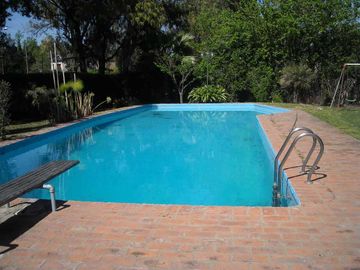 Chalet en venta en Villa Udaondo