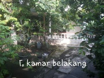 Rumah Raya Tenggilis Mejoyo arah tenggara