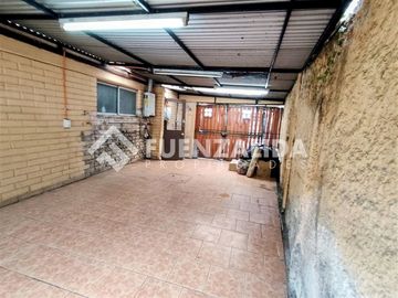 Casa en venta de 3 dormitorios en Puente Alto, AEP