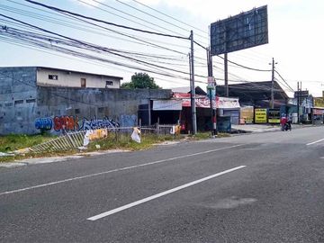 Tanah Pekarangan Tepi jalan Solo dekat Bandara