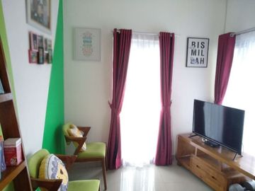 Rumah di Cempaka Putih, Jkt Pusat. Murah furnished 3 lantai