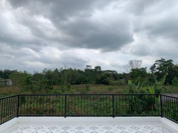 RUMAH ECOHOUSE 2 LANTAI SIAP BANGUN 900 JUTAAN DI NGEMPLAK