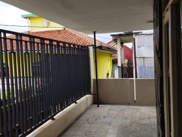 Kosan jalan Gagak full aktif bangunan bagus