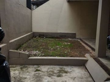 Kosan jalan Gagak full aktif bangunan bagus